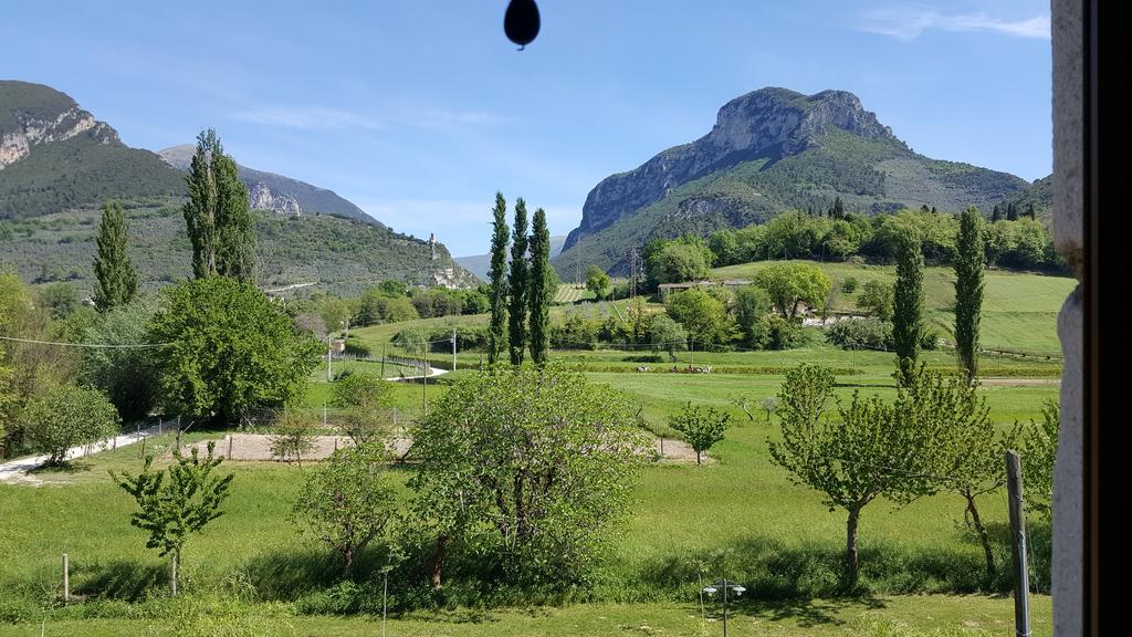 Agriturismo I Terzieri フェレンティッロ エクステリア 写真