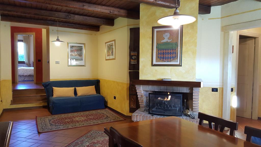Agriturismo I Terzieri フェレンティッロ エクステリア 写真