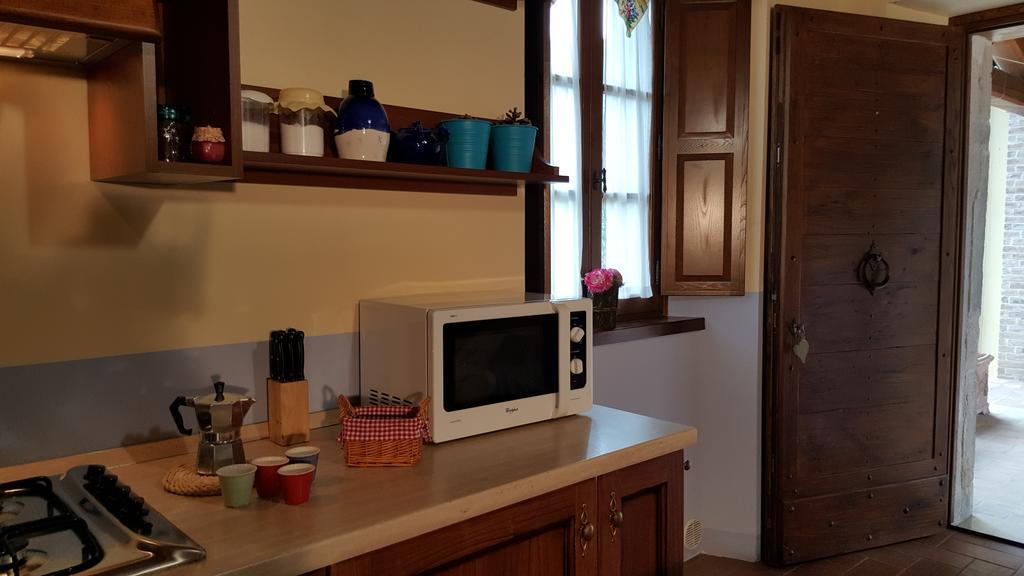 Agriturismo I Terzieri フェレンティッロ エクステリア 写真