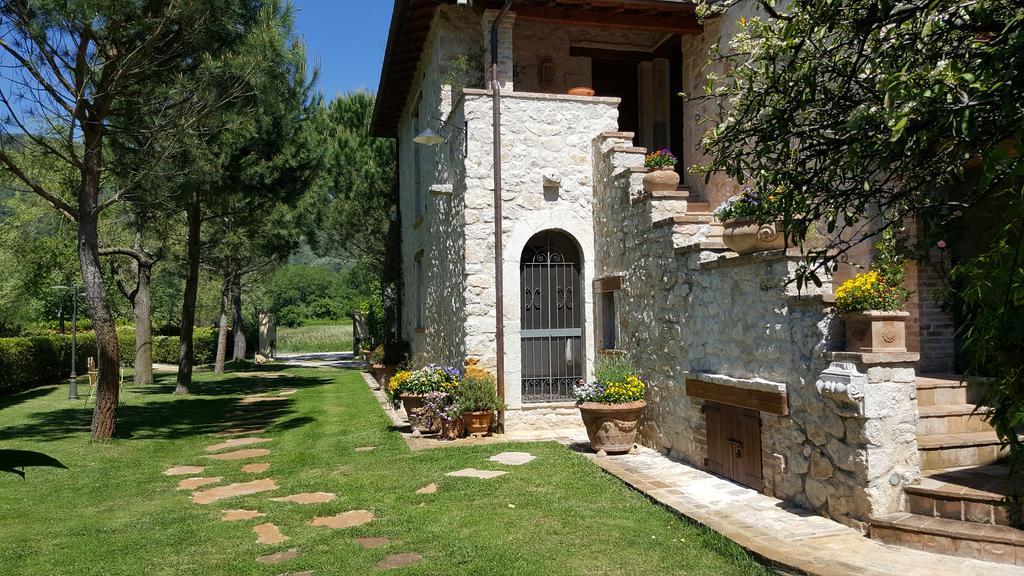 Agriturismo I Terzieri フェレンティッロ エクステリア 写真