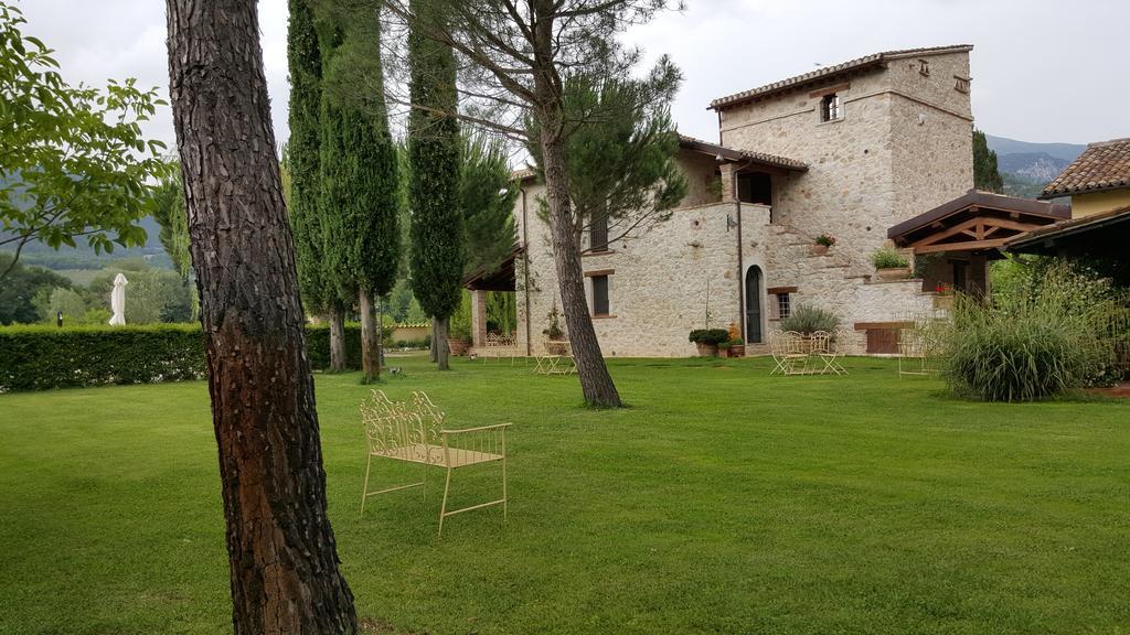 Agriturismo I Terzieri フェレンティッロ エクステリア 写真