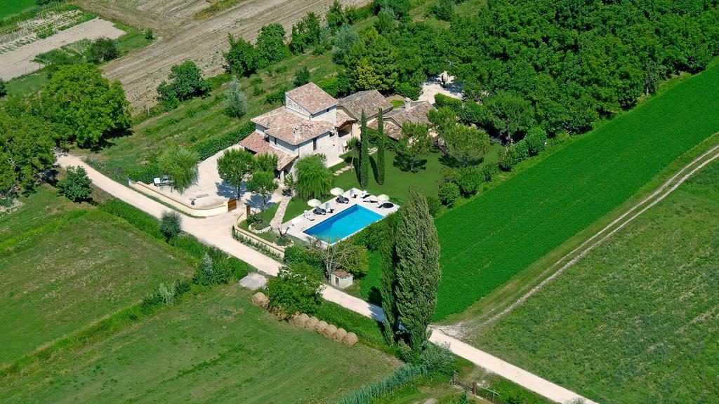 Agriturismo I Terzieri フェレンティッロ エクステリア 写真